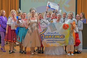 Образцовый хореографический ансамбль «Фиеста» муниципального бюджетного учреждения дополнительного образования Волгограда «Детская школа искусств № 8»