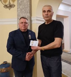 Депутат Олег Ярыгин в числе медиков-волонтеров награжден за помощь участникам СВО