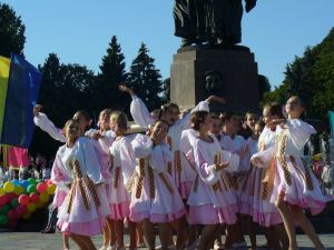 Детский образцовый хореографический ансамбль «Танц-класс» муниципального образовательного учреждения дополнительного образования детей «Детская школа искусств № 4 Волгограда» 