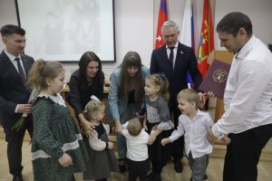 «Слава» - большим и крепким семьям!