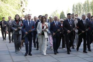 Порядка 30 делегаций принимают участие в форуме Ассоциации городов Поволжья, проводимом в Волгограде 