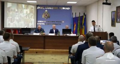 Владлен Колесников поздравил сотрудников Государственного пожарного надзора с профессиональным праздником
