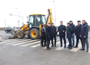 Депутаты профильного комитета посетили дорожные объекты в Кировском районе
