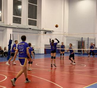 В Волгограде прошел фестиваль детского дворового волейбола