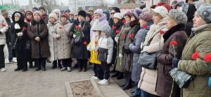 Волгоградцы почтили память погибших в результате теракта в троллейбусе ранним утром 30 декабря 2013 года