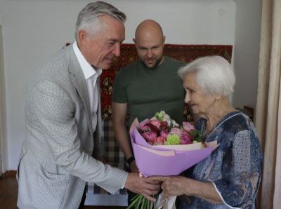 102-й день рождения отмечает участница Сталинградской битвы Валентина Подлесная