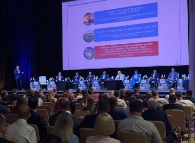 Депутат Дмитрий Федюшкин встретился с участниками конкурса «Лидеры строительной отрасли»