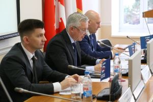 Проект решения о внесении изменений и дополнений в Устав города-героя Волгограда будет представлен общественности