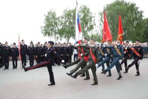 В преддверии 9 Мая в Волгограде прошел парад кадетских классов