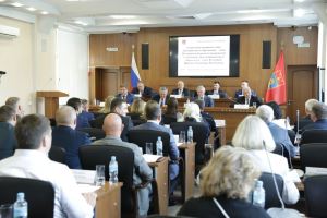Депутаты городской Думы приняли отставку главы Волгограда Владимира Марченко
