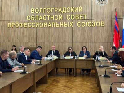 В Волгограде обсудили поддержку наставничества как основу кадровой политики