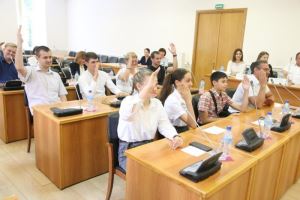 Молодежный парламент из Городища побывал в гордуме Волгограда
