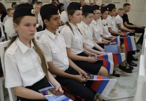Торжественное вручение паспортов прошло в преддверии Дня России