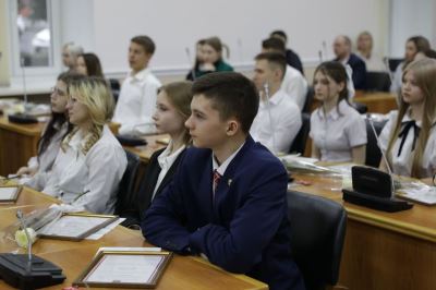 От писем к диалогу