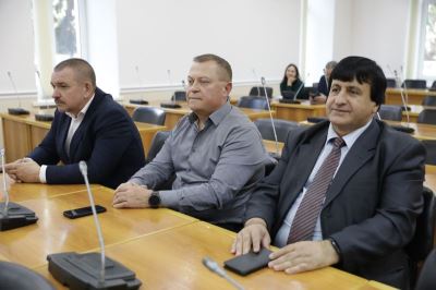 Особое внимание - исполнению решений гордумы 