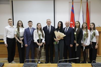 Командный дух и экспрессия: волгоградские гимнастки привезли россыпь медалей с международных соревнований в Малайзии